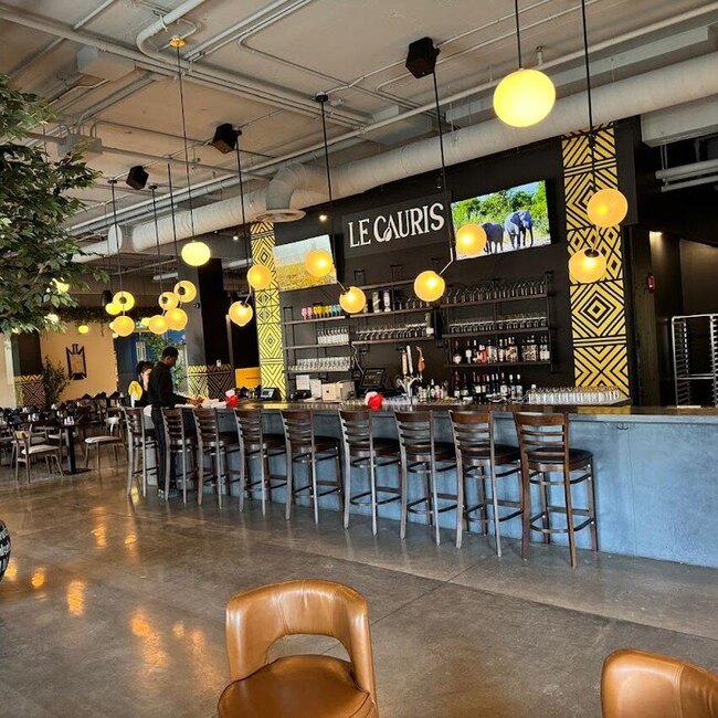 Restaurant Le Cauris - Brunch Restaurants Near: H2S1C8