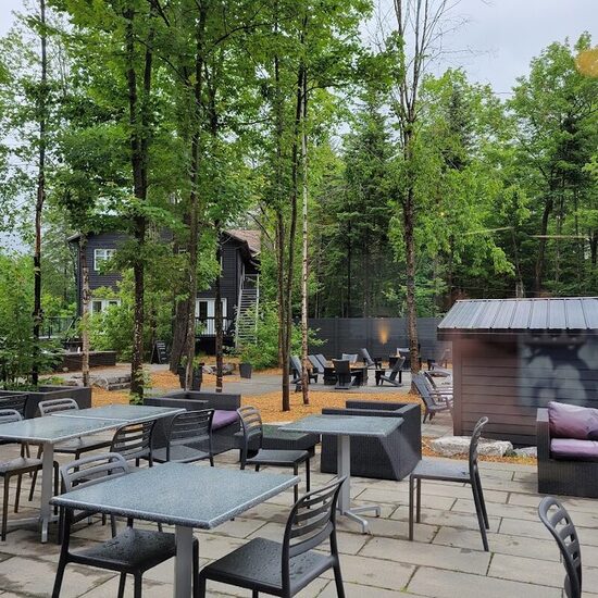 Sibéria Café - Grill, Burgers, Salads Restaurants in Quebec