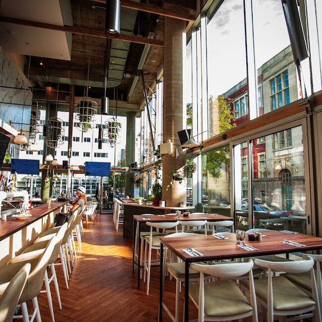 Ginkgo Caf&eacute; Bar - Montreal Lounge Open Morning Restaurants