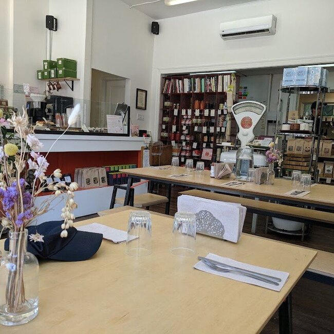 Dave Plant Food - Bubble Tea, Pastries Restaurants Near: H2L4E9