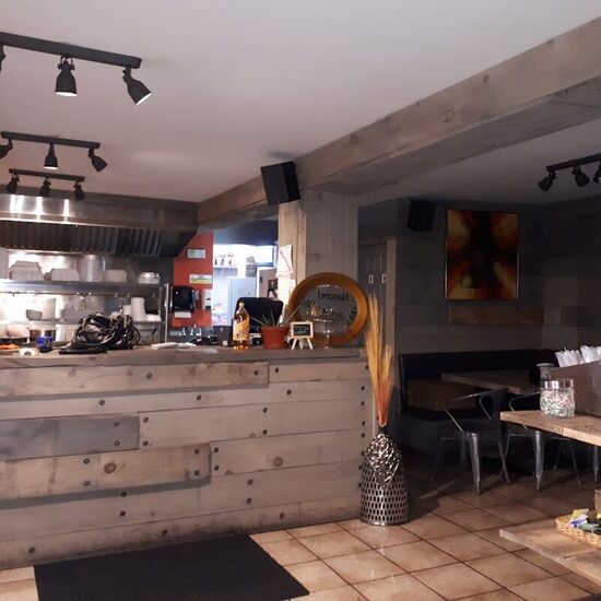 Restaurant Haitien Koupé Dwèt R&S - Caribbean Restaurants in Montreal