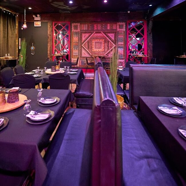 Restaurant Bollywood Saint-Hubert Restaurant: Menu, Reviews & Reserve (2026)