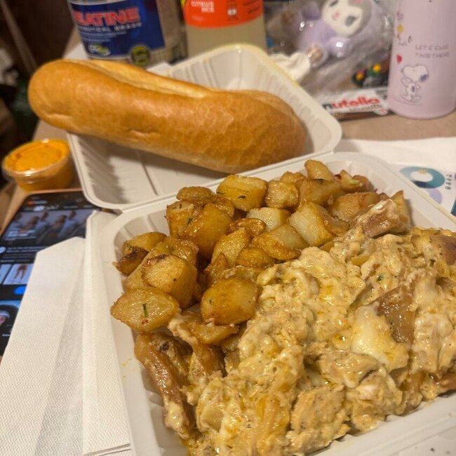 La Belle Bleue - Montreal Mediterranean Open Lunch Restaurants