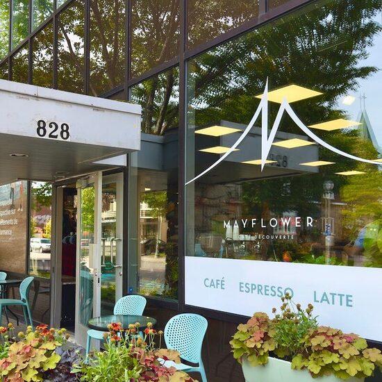 Mayflower - Restaurants in Sainte-Foy-Sillery-Cap-Rouge
