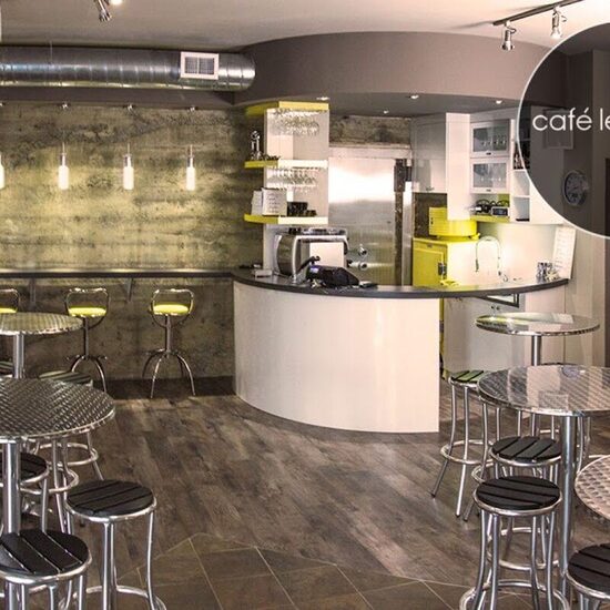 Caf&eacute; Le Guichet - Restaurants Caf&eacute;s, Desserts et Sucreries de Qu&eacute;bec