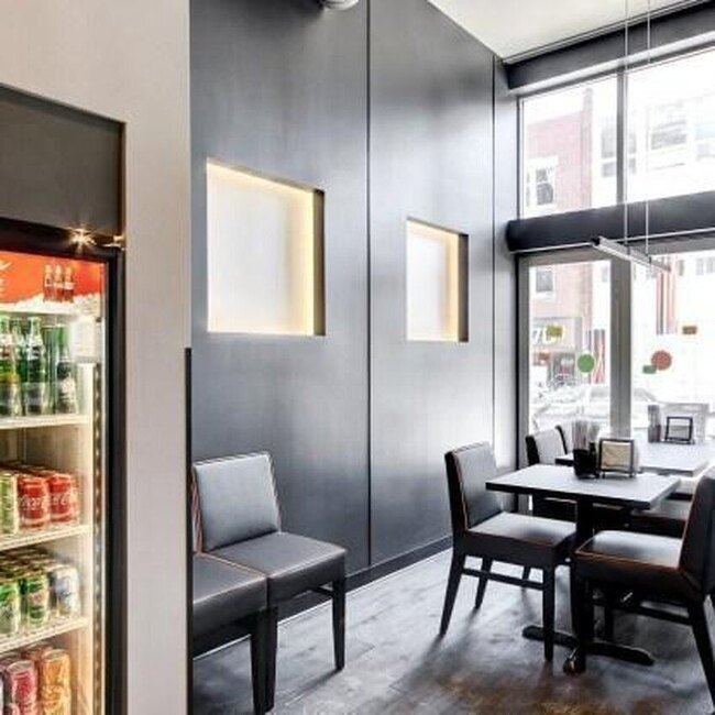 Sushi Sama - Restaurants Ouverts maintenant Le Village/Centre Sud