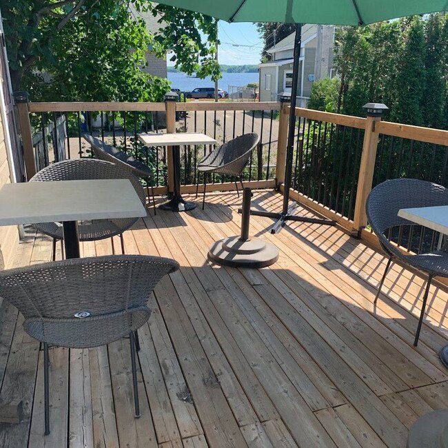 Resto Al Dente - BBQ, Poutine, Steakhouses Restaurants Near: J7Y4E5