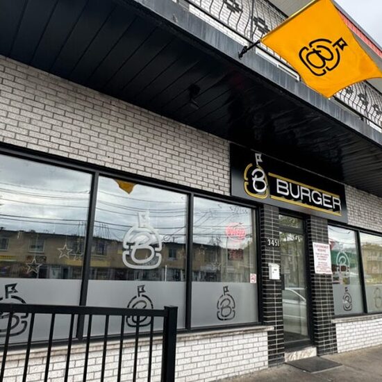 B Burger - Restaurants in Montreal North