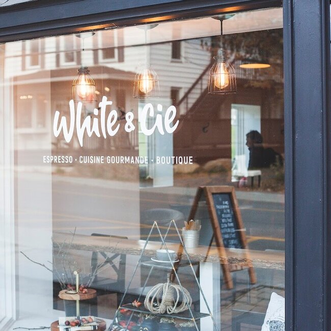 Café White Et Compagnie Saint-Sauveur Restaurant: Menu, Reviews & Reserve (2026)
