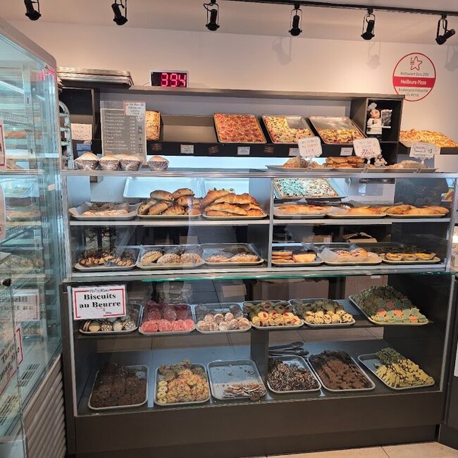 Boulangerie Pâtisserie Via Roma - Restaurants Pâtisseries près de: J7J2B2