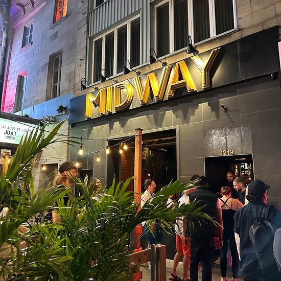 Taverne Midway - Restaurants Terrasses du Quartier des Spectacles