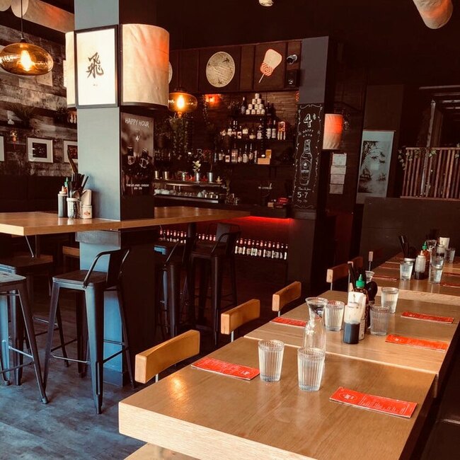 Le Bay Ca Phe - Chinese, Vietnamese Restaurants Near: H2V4E8