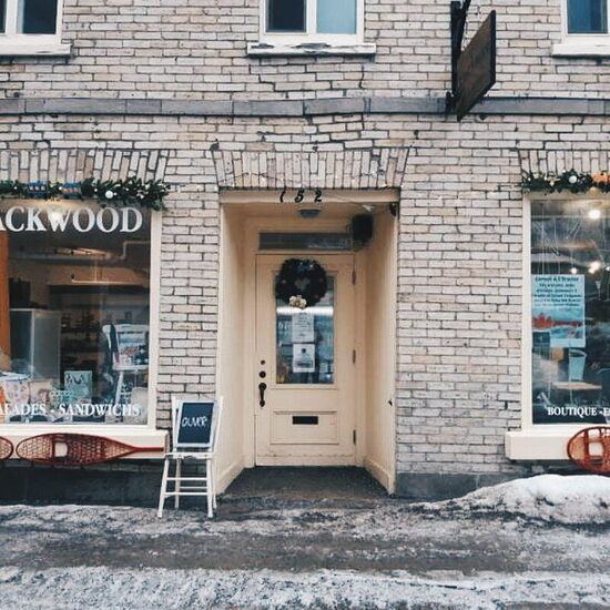 Le Packwood café et boutique - Restaurants Burgers, Pizza, Du Terroir, Salades, Tartares de Québec