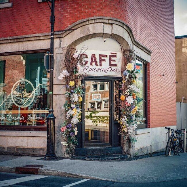 Chez M&egrave;re Grand - Old Montreal Open Morning Restaurants