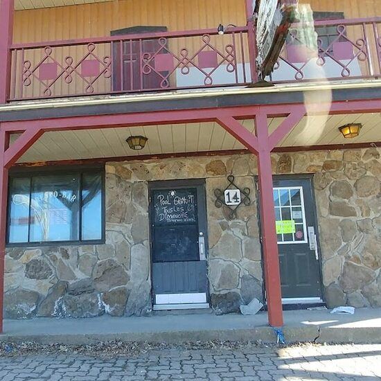 Resto-Bar La Vieille - Restaurants in Montreal