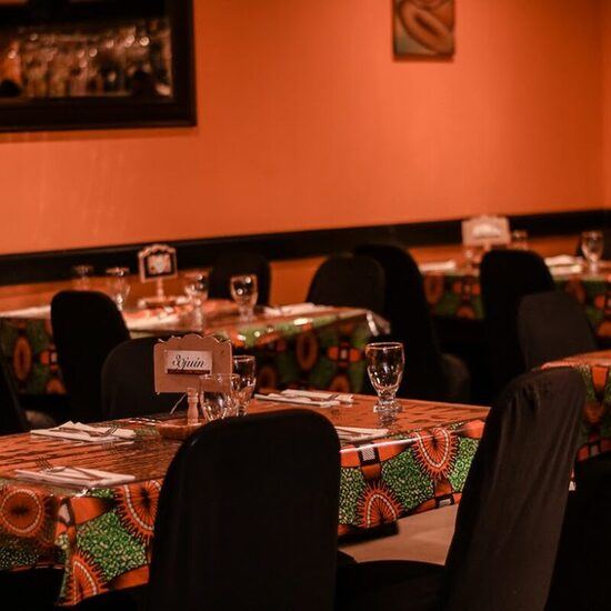 Restaurant Bar 30 juin - Restaurants Grecs, Grillades de Montr&eacute;al