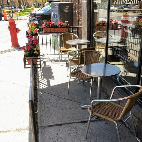 Wawel Patisserie Boulangerie - Restaurants in Montreal