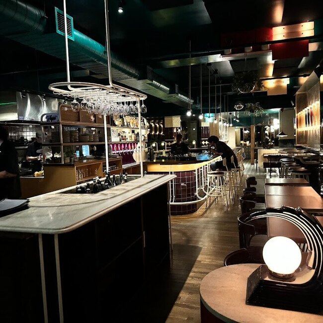 vinvinvin - Villeray-Saint-Michel Open Late Restaurants