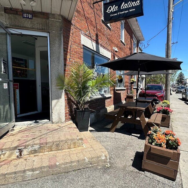Ola Latina Restaurant