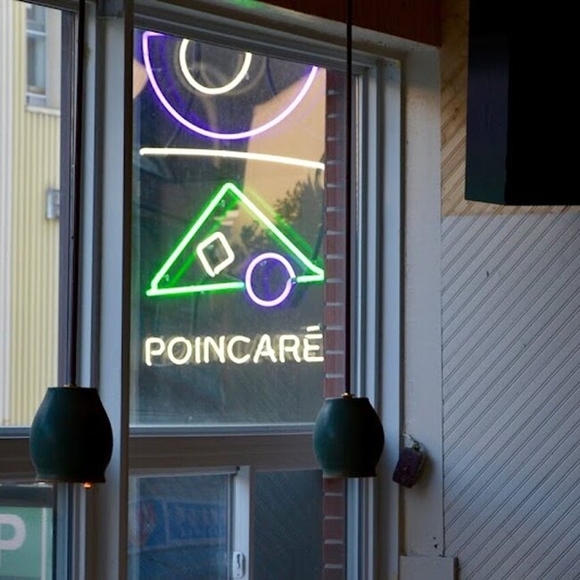 Poincaré Chinatown - Restaurants Near: H2Z2A7
