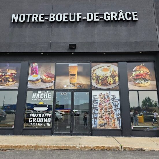 Photo de Notre-Boeuf-de-Gr&acirc;ce, Sainte-Doroth&eacute;e - Laval