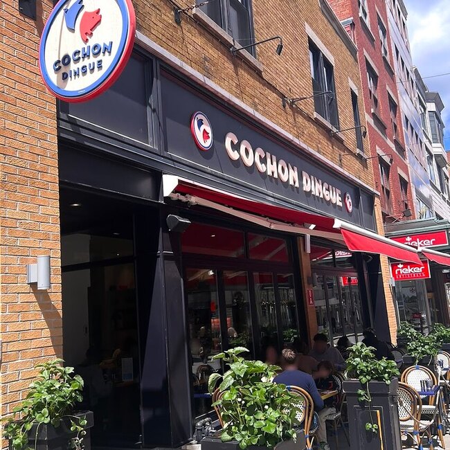 Le Cochon Dingue - Breakfast, Middle Eastern, Kebab Restaurants in Quebec