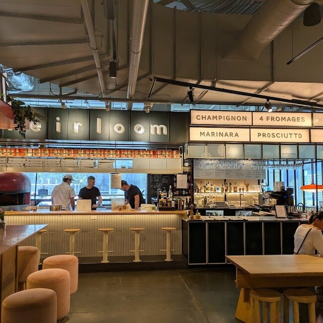 Heirloom Vin & Pizza Montreal Restaurant: Menu, Reviews & Reserve (2026)