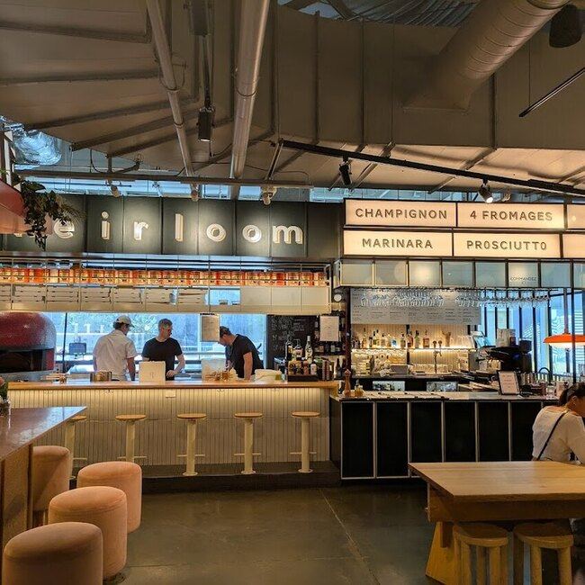 Heirloom Vin & Pizza - Pizzerias Ouverts midi Montr&eacute;al