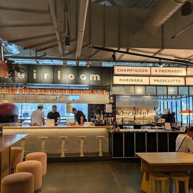 Heirloom Vin & Pizza - Restaurants Pizza Ouverts midi Centre-ville