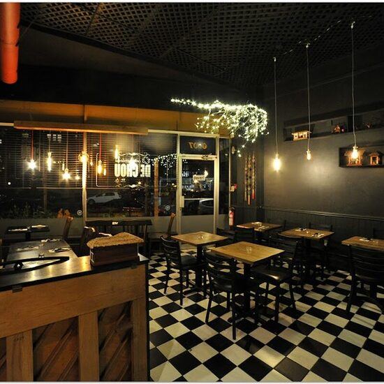 Restaurant De Chou - Restaurants in Montreal open monday
