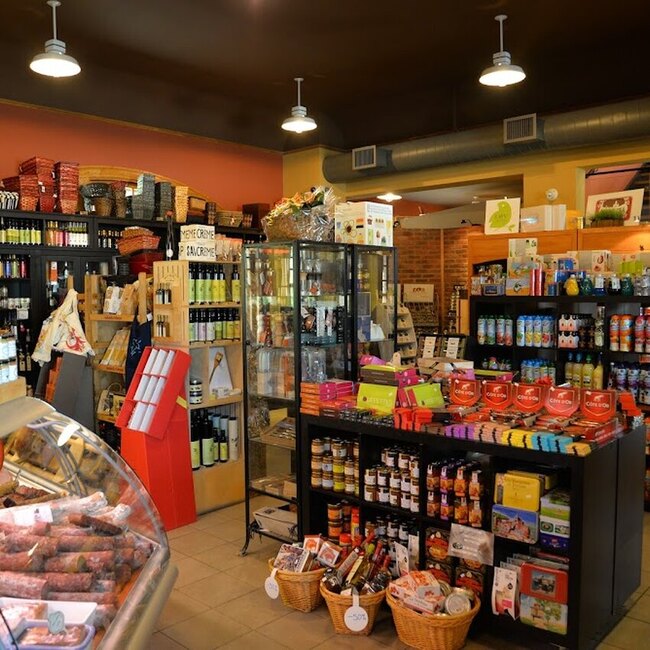 La R&eacute;publique D&eacute;mocratique du Jambon - Raclettes Montr&eacute;al