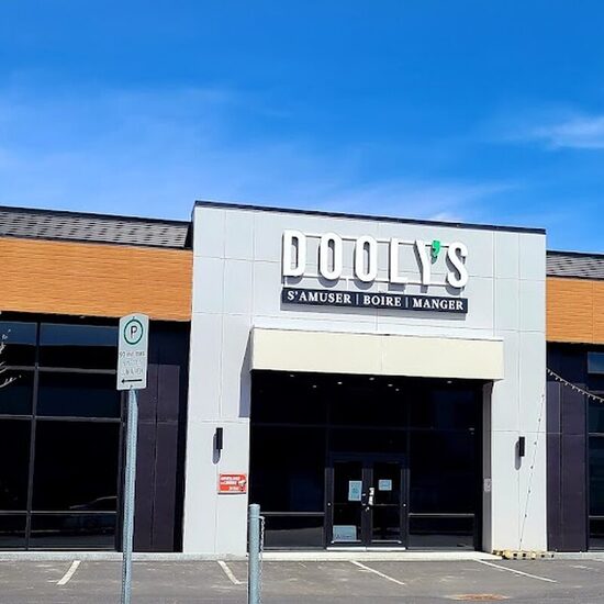 Dooly's - Burgers, Sandwiches Restaurants in Quebec