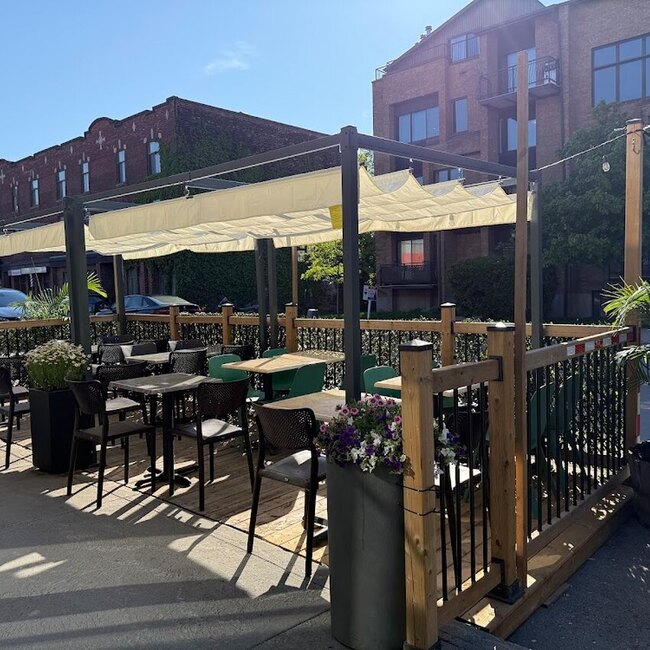 Lime Griffintown Montreal Restaurant: Menu, Reviews & Reserve (2026)