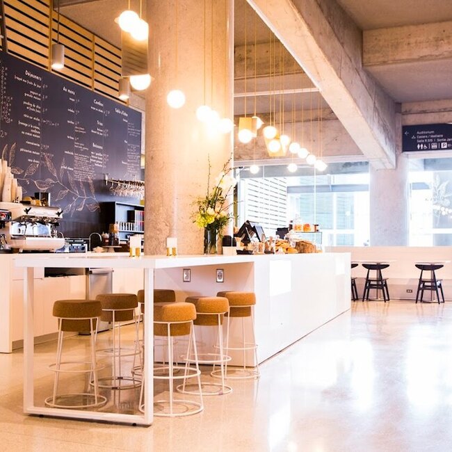 Le Parva - Restaurants Near: H2X3S1