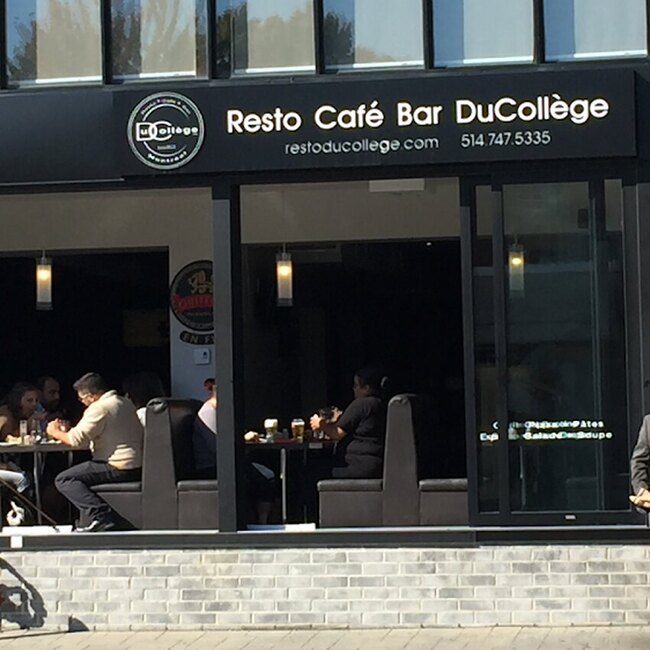 Resto Caf&eacute; Bar Du Coll&egrave;ge - Restaurants Canadiens Ouverts lundi Montr&eacute;al
