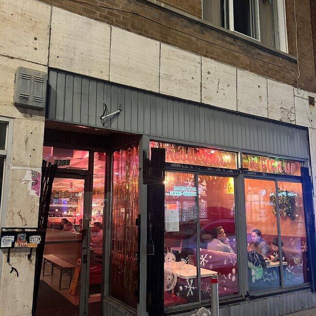 Resto-Bar le Pick Up - Restaurants pr&egrave;s de: H3J1R1