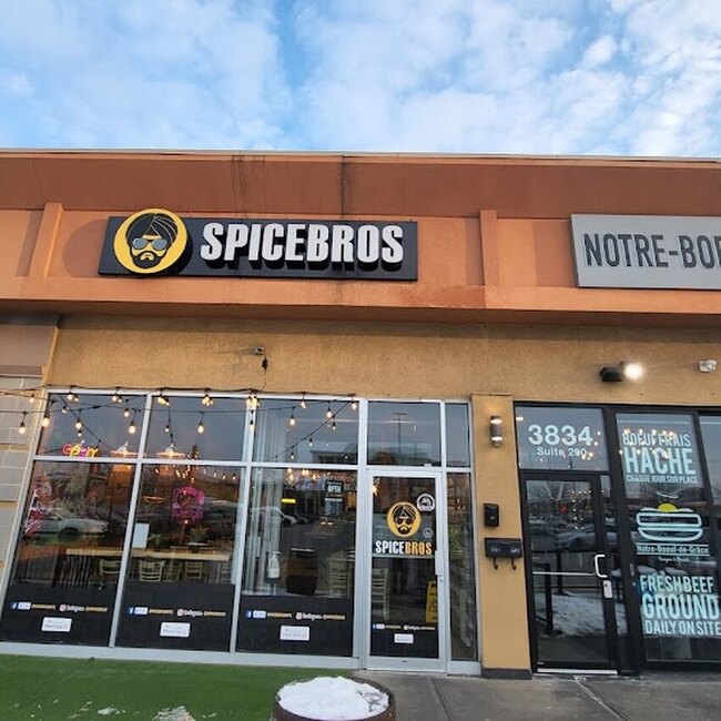 SpiceBros - Restaurants Brunch près de: H4M2L4