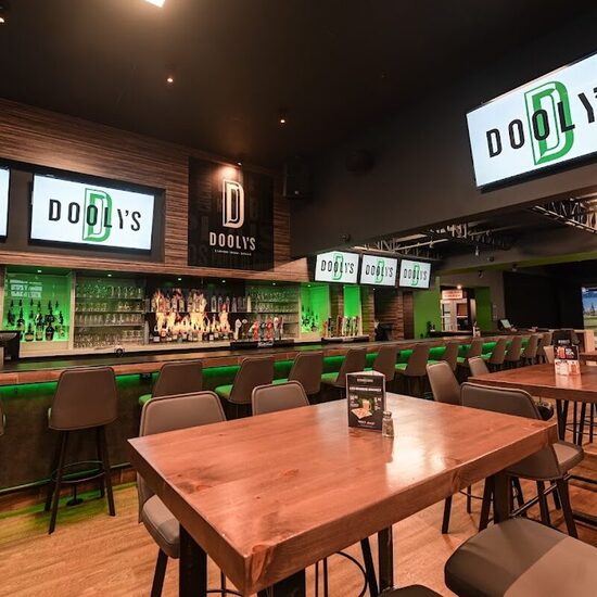 Dooly's - Restaurants de Montréal