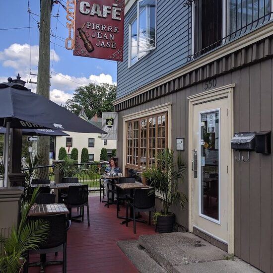 Photo de Caf&eacute; Pierre Jean Jase, Sherbrooke
