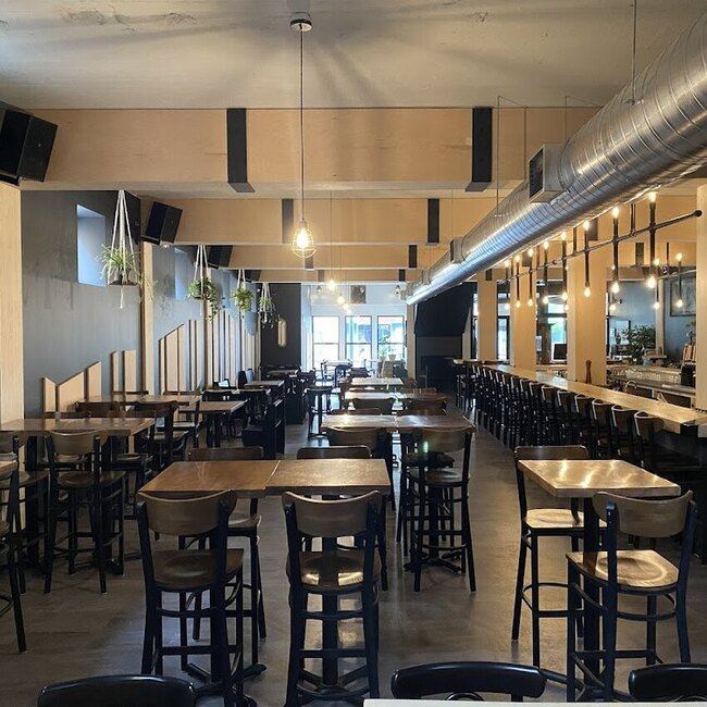 L'Hermite Microbrasserie - Restaurants près de: G6P4B5