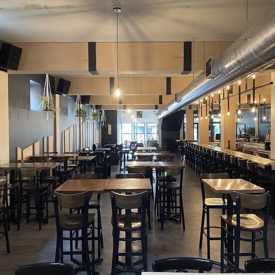 L'Hermite Microbrasserie - Restaurants in Montreal