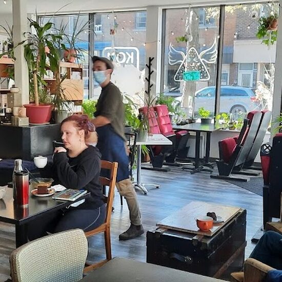 Komma Rosta - Cafés de Verdun