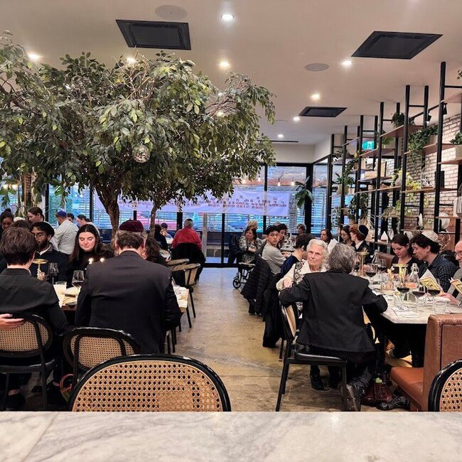 Pigeon Caf&eacute; & Bar - Breakfast Restaurants Near: H4A1W6