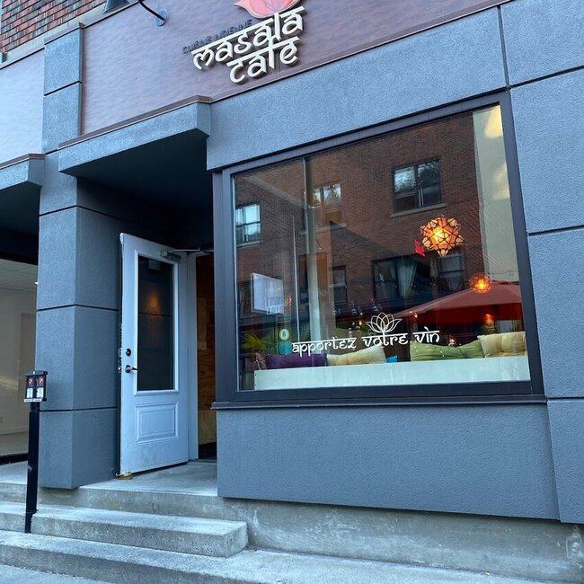 Masala Caf&eacute; - Eastern Townships Terrace Restaurants