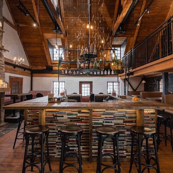 Resto Bar Le Xavier - Restaurants près de: J6W1G9