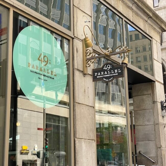 49th Parallel Café - Lucky's Doughnuts Montreal Restaurant: Menu, Reviews & Reserve (2026)