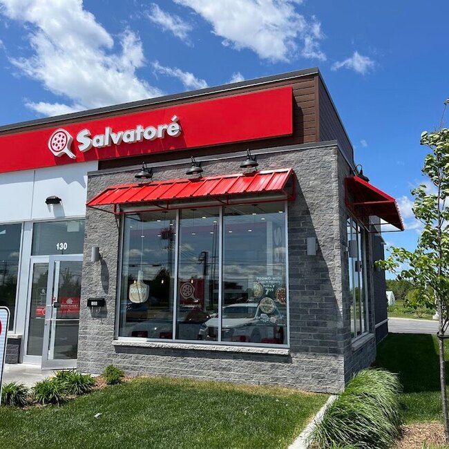 Pizza Salvatoré - Restaurants près de: J6T1W4
