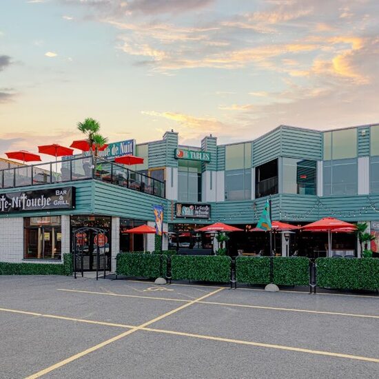 La Sainte-Nitouche / Station Billard - American, Breakfast Restaurants in Saint-Lin-Laurentides