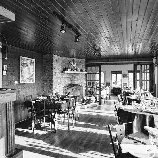 Le Marin d'eau douce - Bistros, Grill, Burgers, Seafood/Fish, Comfort Food Restaurants in Quebec