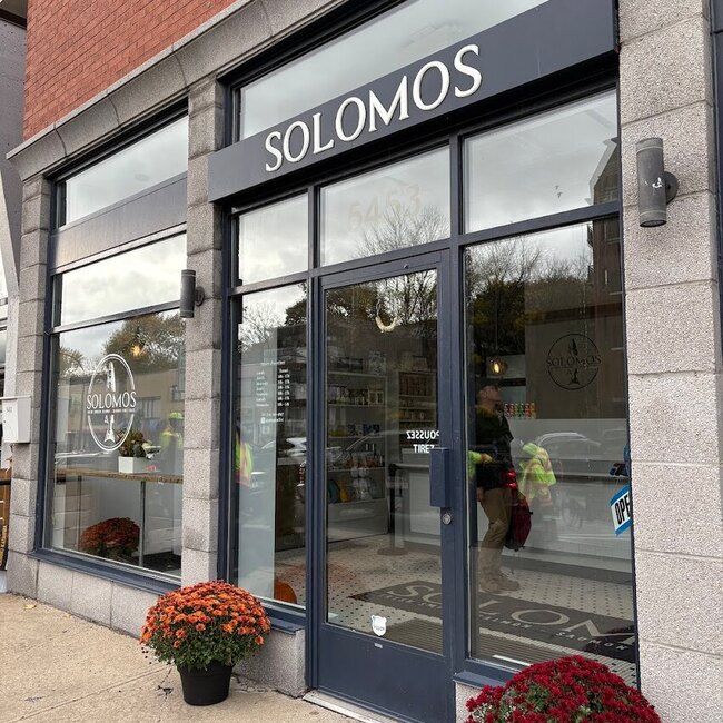Solomos Montreal Restaurant: Menu, Reviews & Reserve (2026)